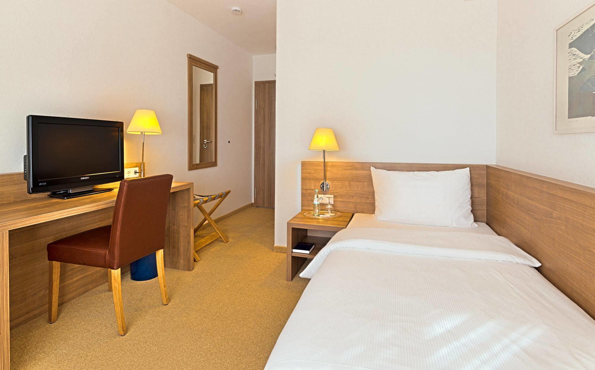 Sapia Hotel St. Fridolin باد ساكنغن المظهر الخارجي الصورة